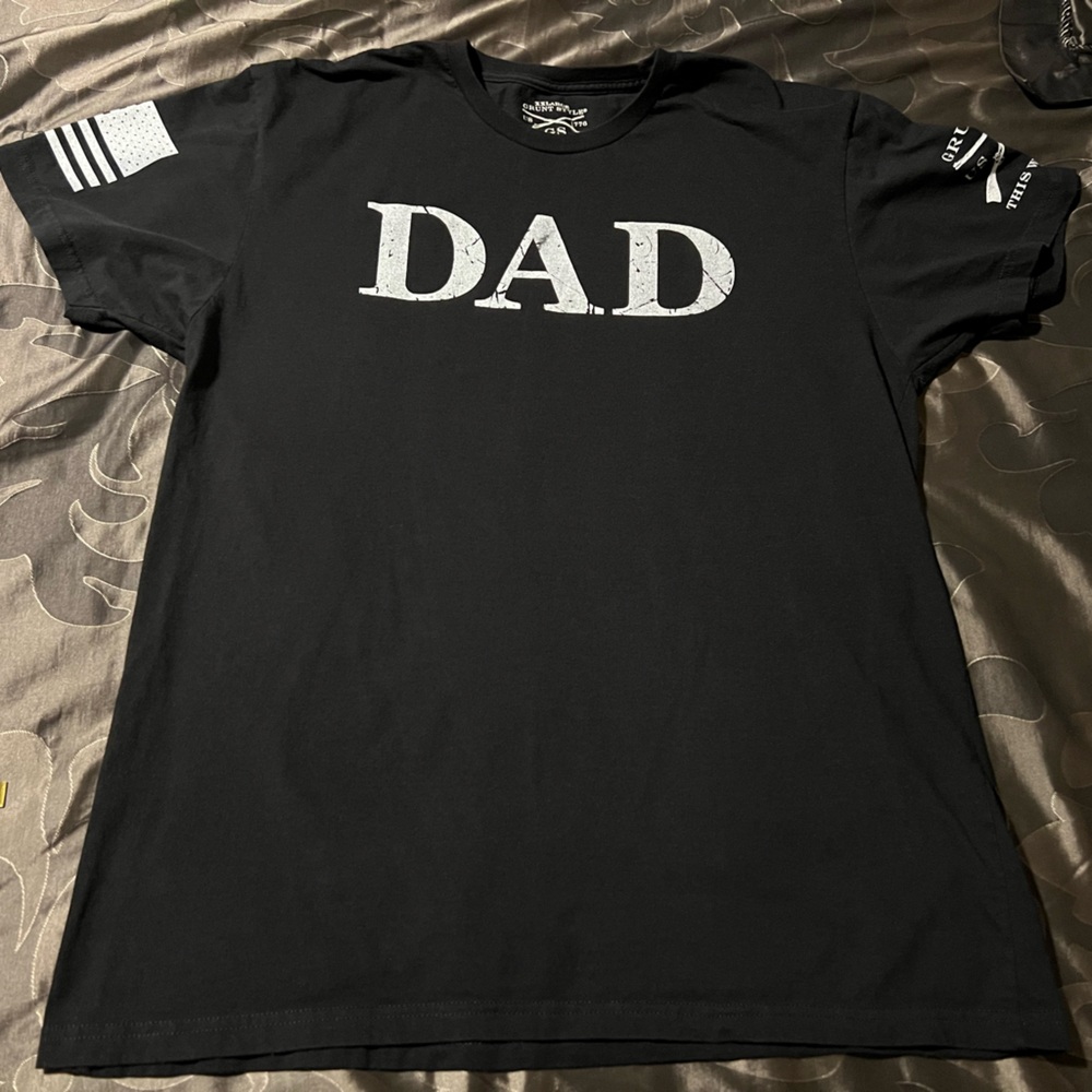 Grunt Style Black 'DAD' Short Sleeve Tee American Flag XXLarge-See Measurements